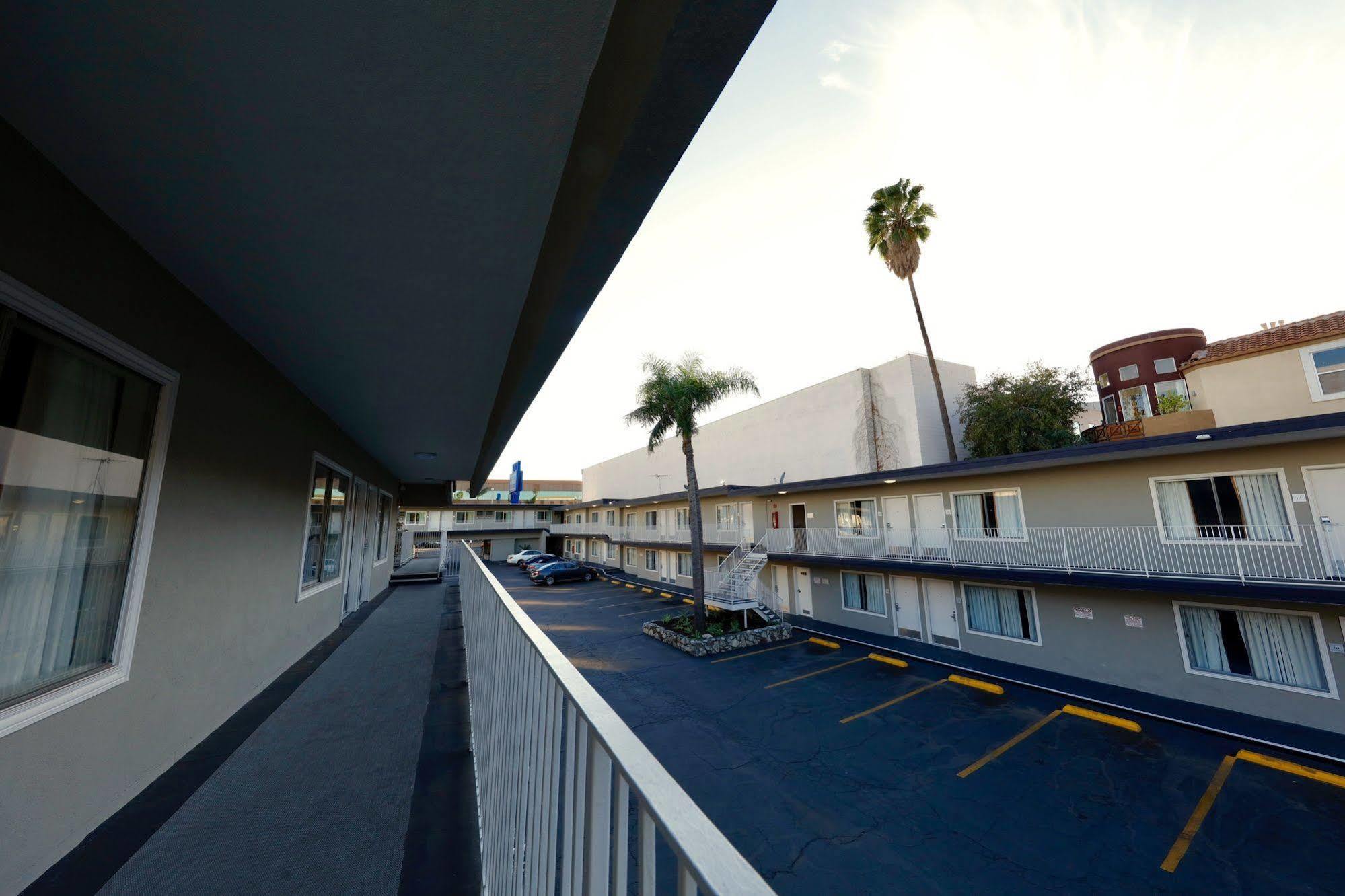 The Sojourn Los Angeles - Sherman Oaks Extérieur photo